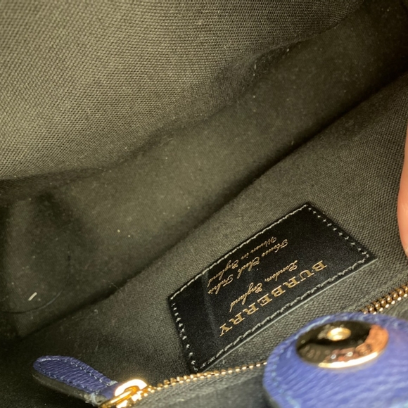 (SOLD) Burberry Navy Banner Tote - Picture 8 of 9